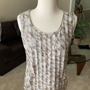 EUC Ann Taylor Sleeveless Top